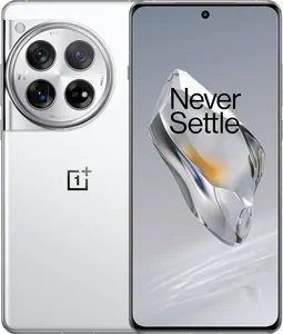 Замена стекла камеры на телефоне OnePlus 12 в Краснодаре